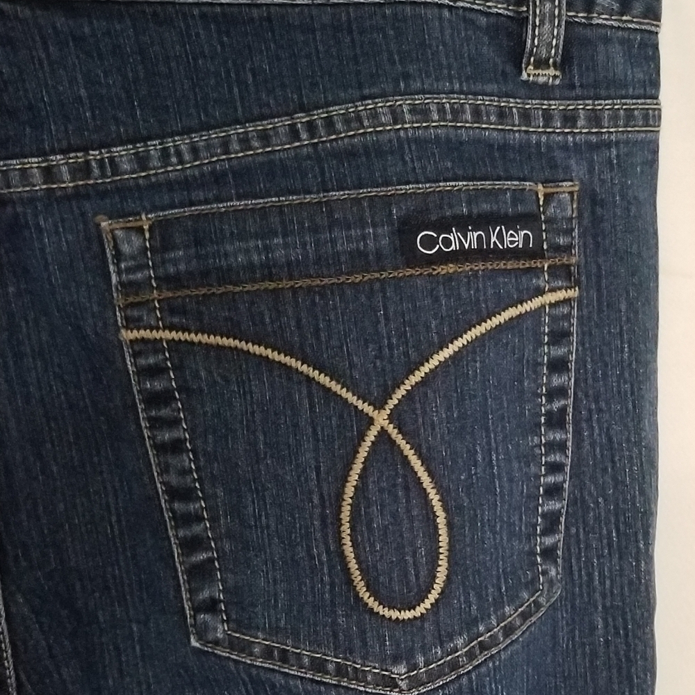 Calvin Klein stretch flare jeans sz 16 x 32"